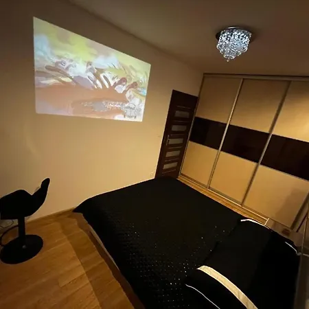 With Living Room, Kitchen, Bedroom, Bathroom In Amazing Neighborhood Lägenhet Kraków